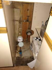 interior_west_kitchen_water_meter.jpg